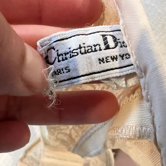 Dior Sheer Nude Mesh Monogram Strapless Bra . - Picture 8 of 9